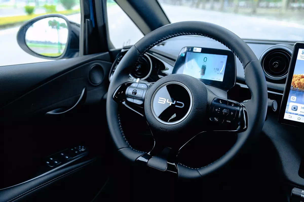 BYD Dolphin và VinFast Kyo: xe điện giá rẻ cho đô thị có đáng tiền?