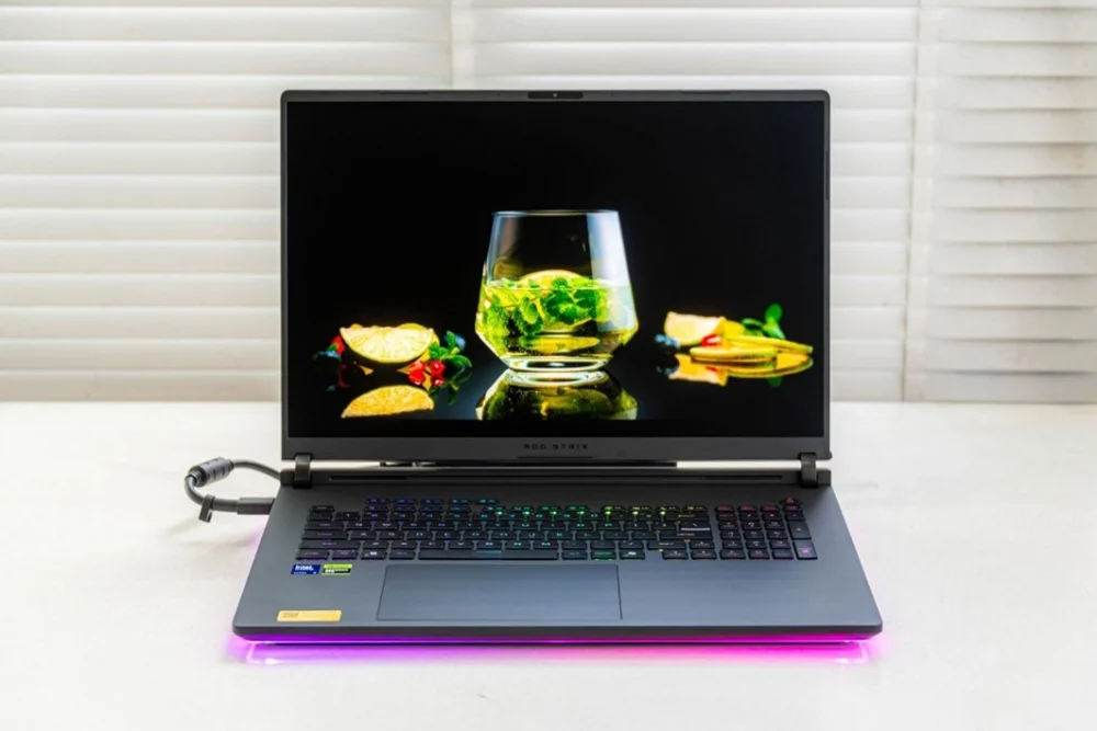ASUS ROG Strix SCAR 18: chuẩn mực mới của laptop gaming