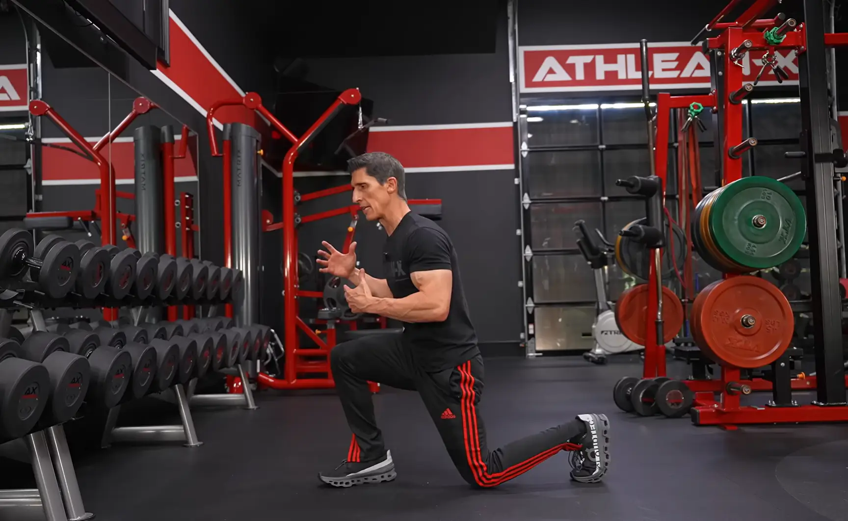 PT-Approved Leg Exercises to Bulletproof Your Knees as You Age