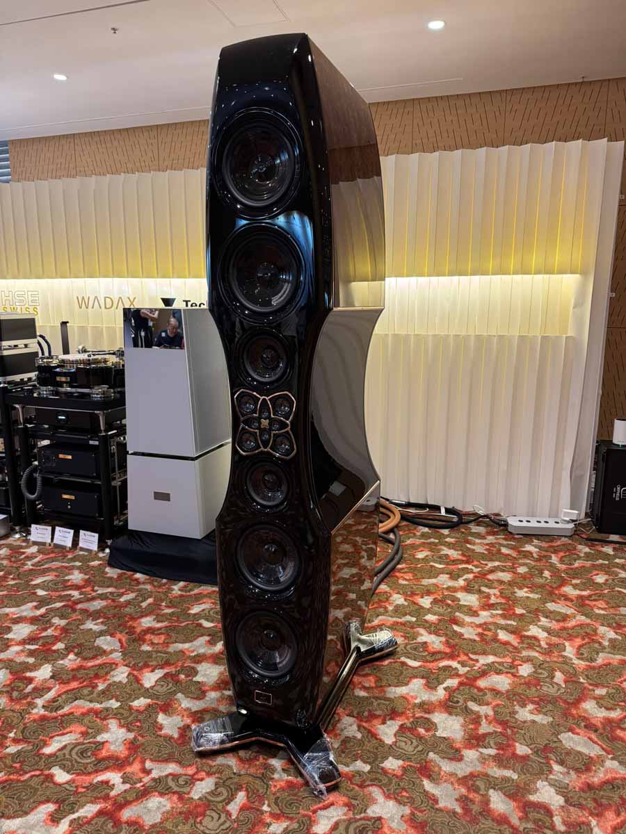 Goldmund Telos 9800 and AVID OPUS Power Rewrite Flagship Monoblock Expectations