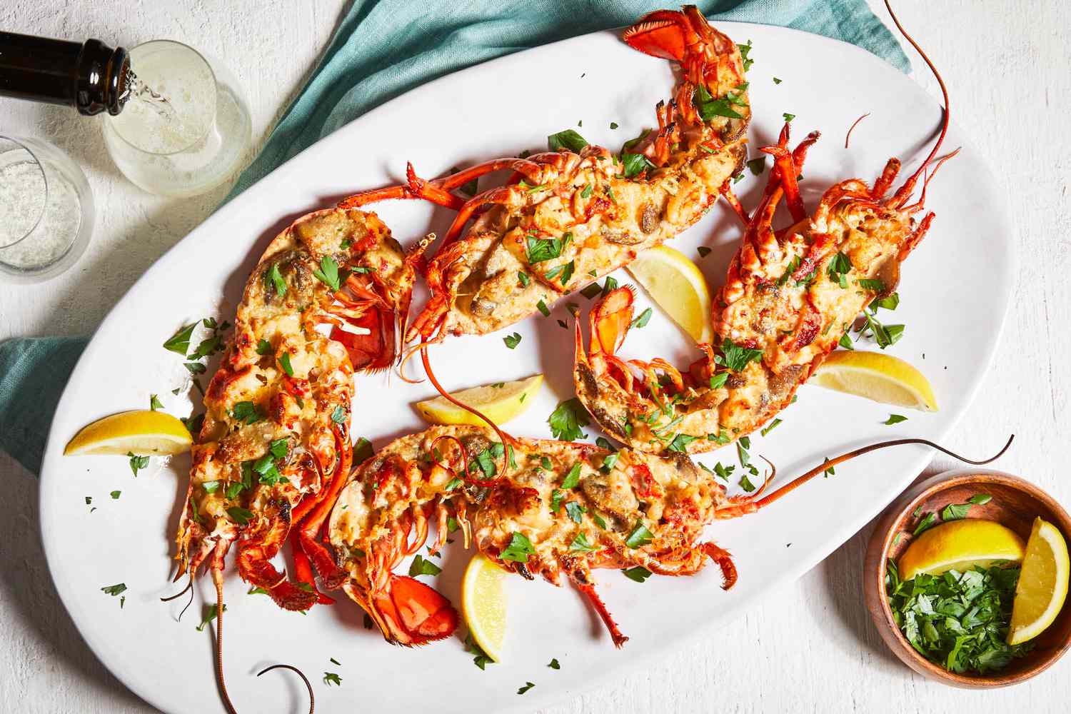 Master Elegant Shellfish Cooking: Lobster and Crab Techniques