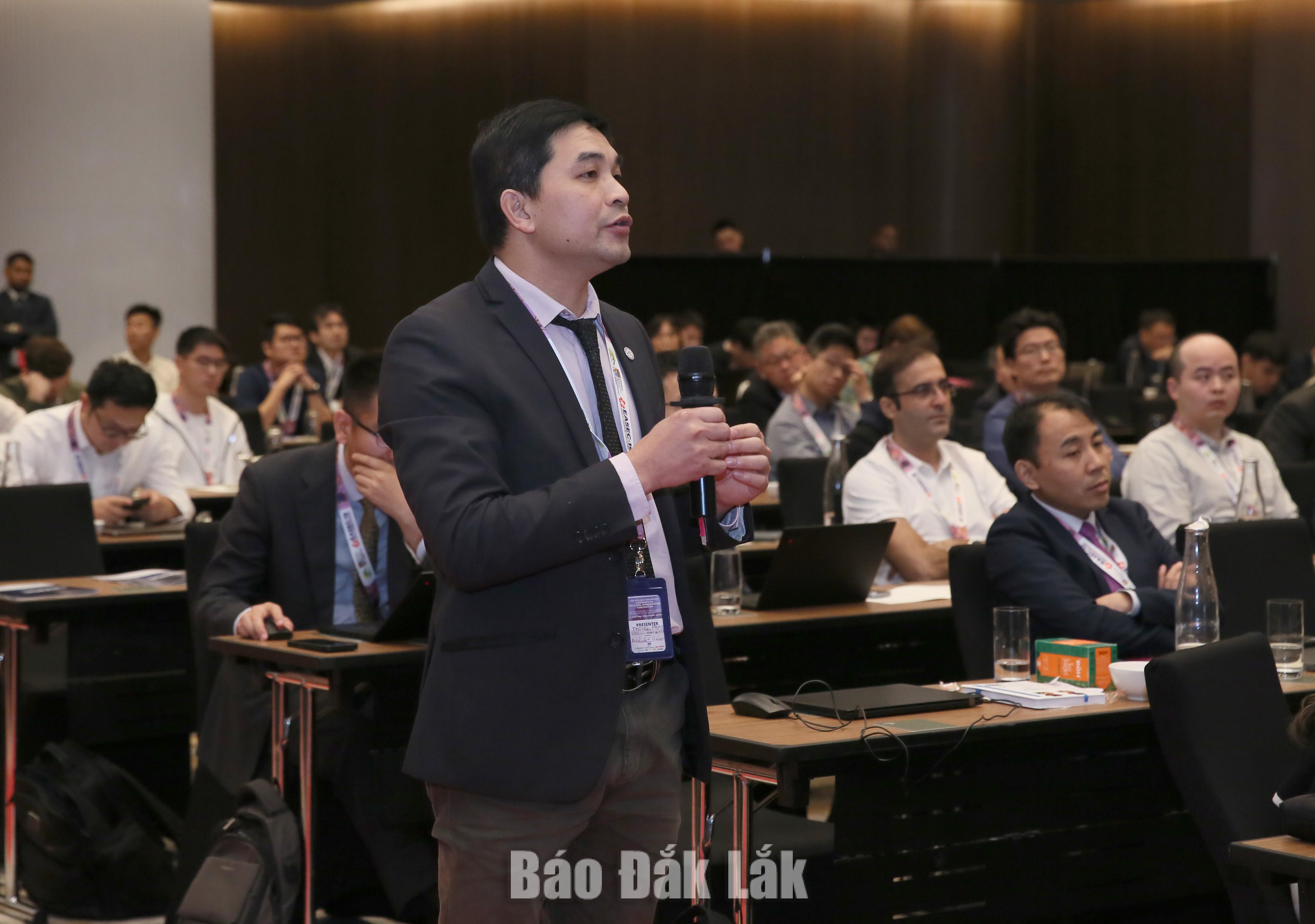 Từ học sinh vùng quê đến nhà khoa học top 2% thế giới