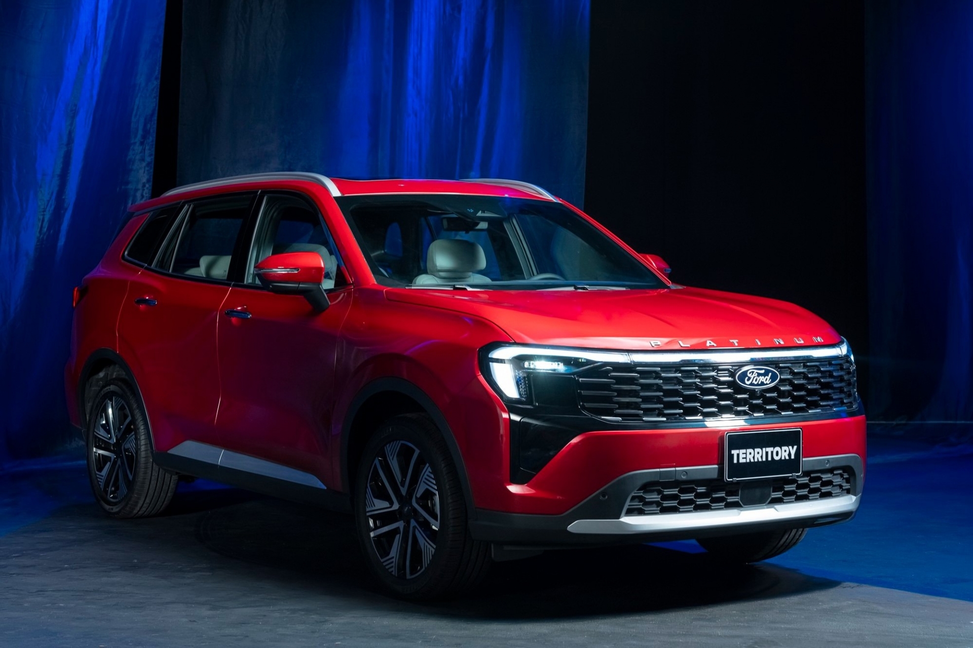 Loạt xe mới tháng 7: Từ xe điện đô thị đến SUV hybrid