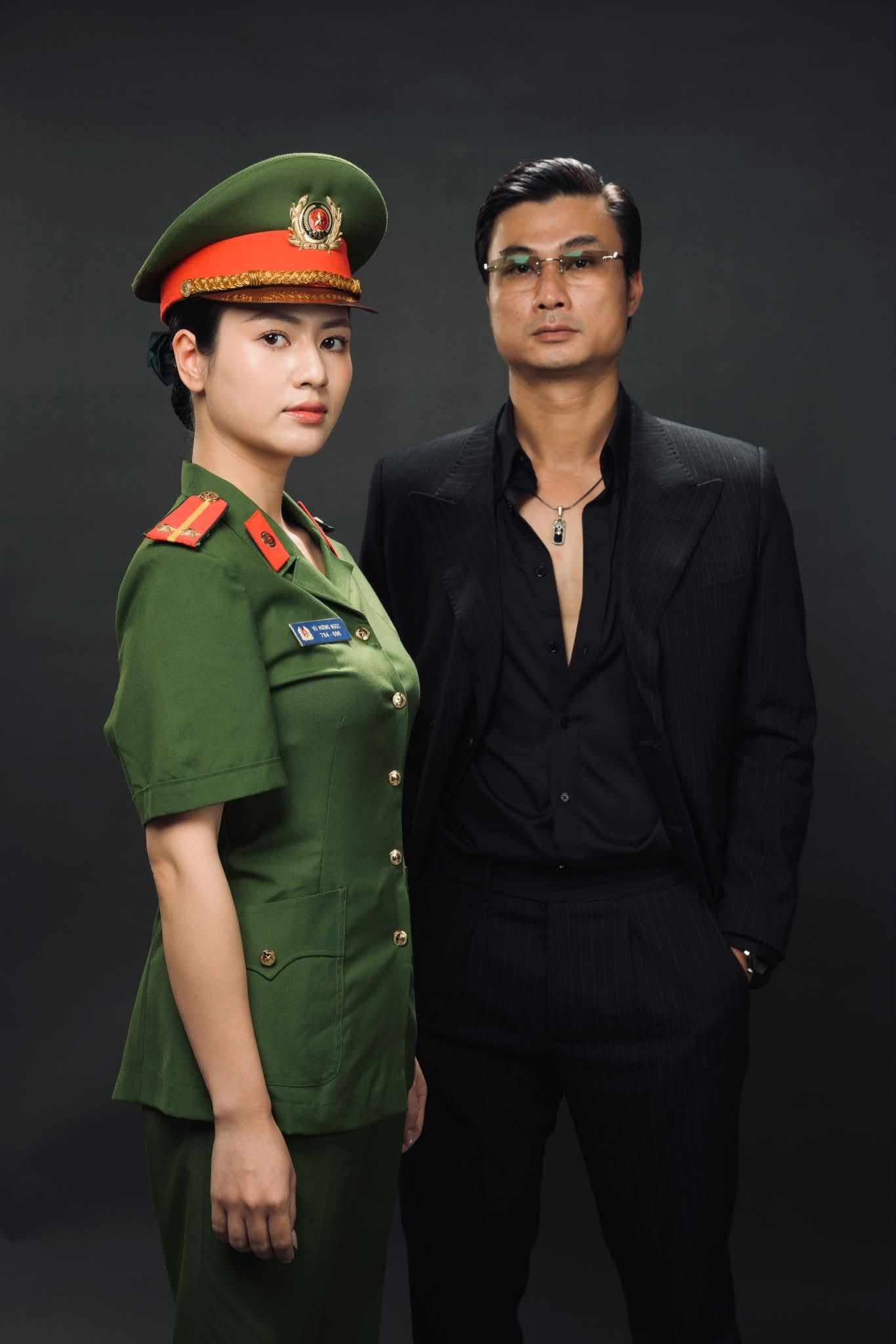 Những bí mật hậu trường: Cách ekip Lửa trắng tạo đạo cụ ma túy ấn tượng