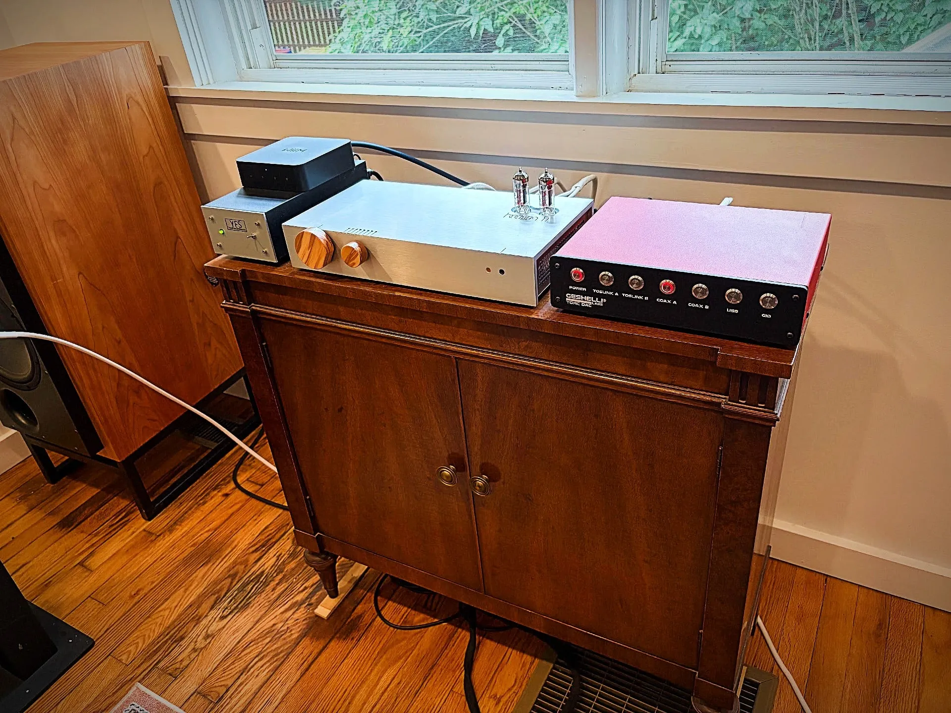 So sánh Cambridge Audio Evo 300 và Heaven 11 Billie Mk. 3 cho hệ thống Hi-Fi hiện đại