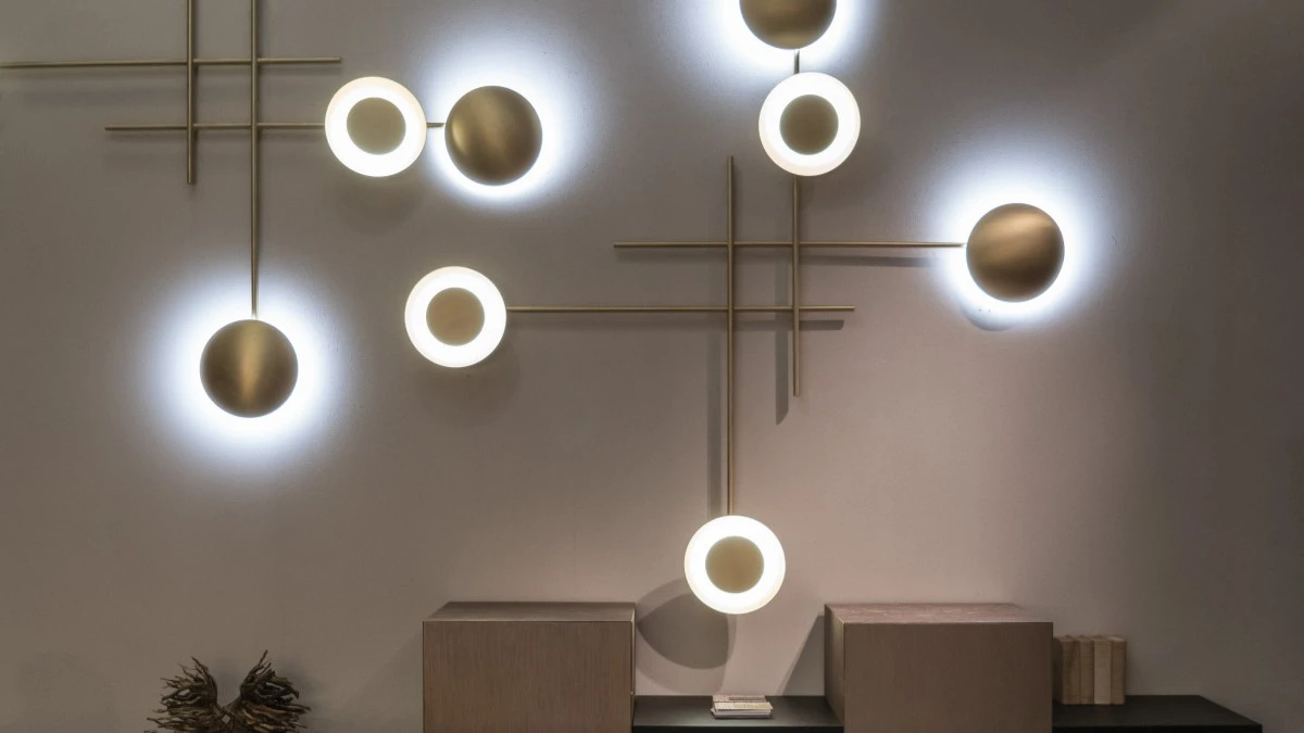 How Layered Lighting Turns Cold Rooms Warm and Inviting