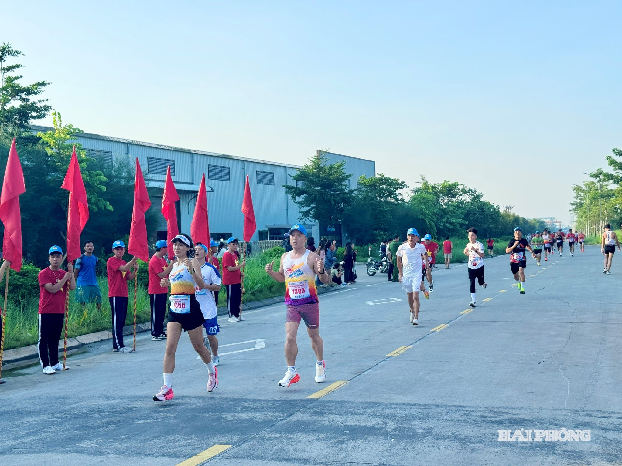 Hơn 5.000 công nhân hưởng ứng giải chạy 'Những bước chân khỏe đẹp' tại khu công nghiệp Hải Phòng