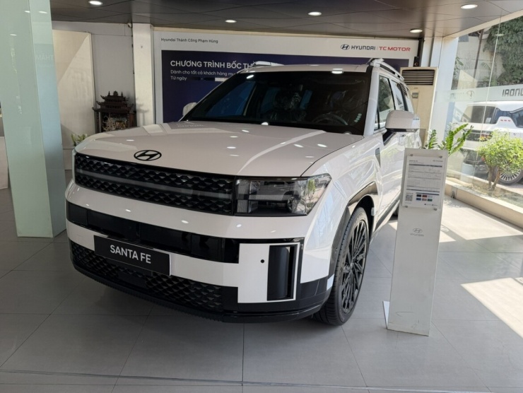 Sedan hạng C giảm giá mạnh trước tháng Ngâu: chọn xe nào?