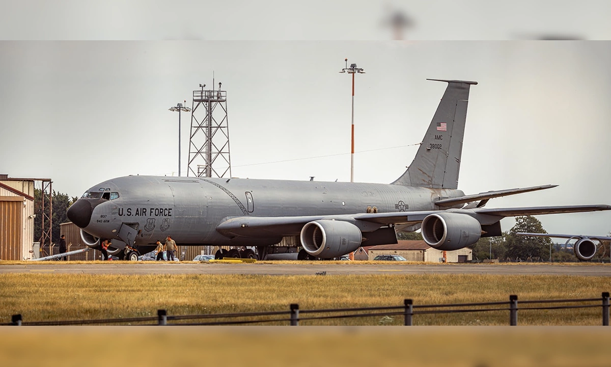 Không quân Mỹ ‘hồi sinh’ KC-135 bằng kỹ thuật ghép đuôi