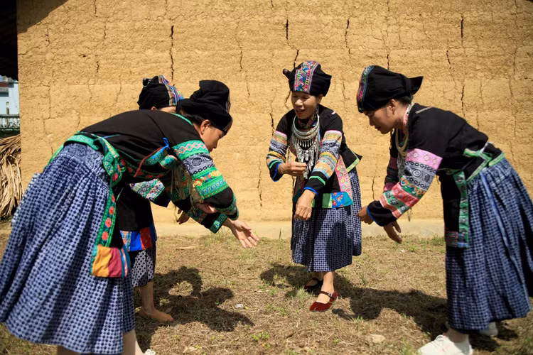 Du lịch bền vững Việt Nam: Quảng Ninh xanh và làn sóng trải nghiệm địa phương