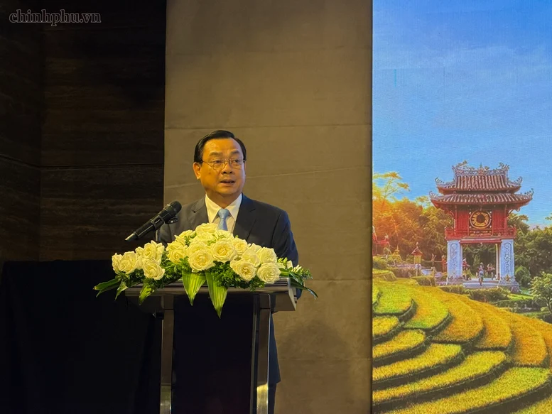 Việt Nam bắt tay VFS Global: bước đi táo bạo để hút khách quốc tế