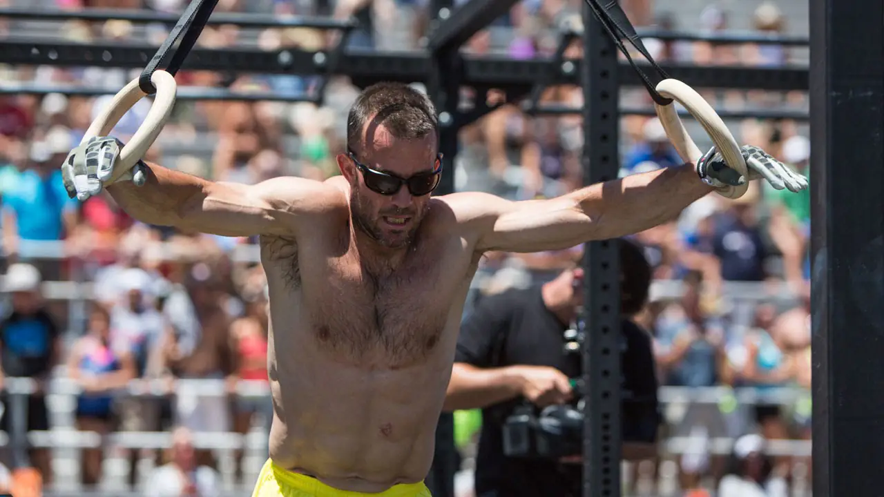 Why Athletes Skip Crunches for These 3 Functional Core Exercises