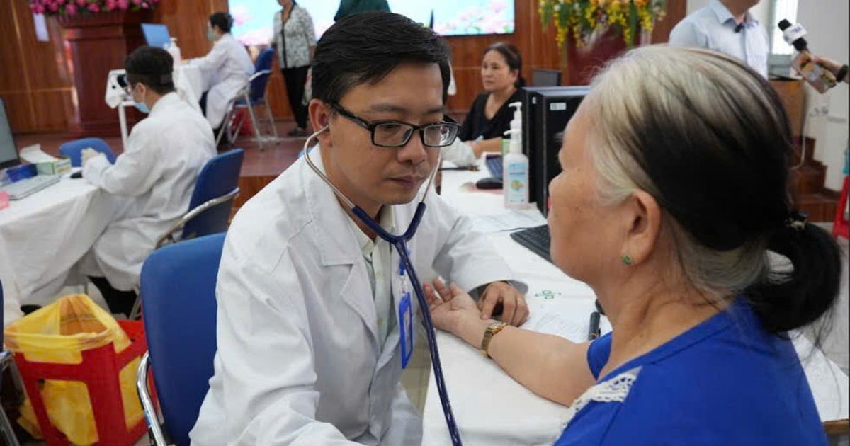 AI chẩn đoán hình ảnh: Từ nội soi thông minh đến CT phổ và siêu âm