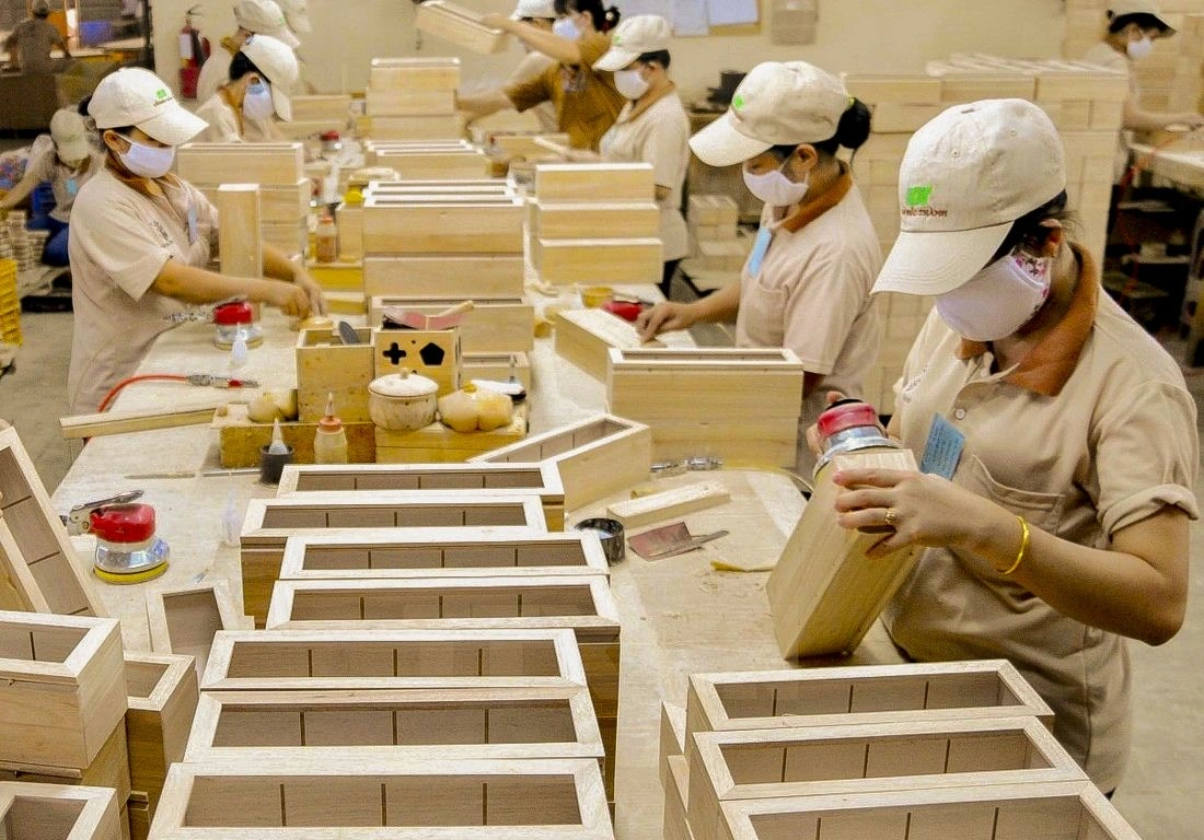 Thuế bổ sung 25% lên tủ gỗ: cú sốc và bước ngoặt cho nội thất Việt