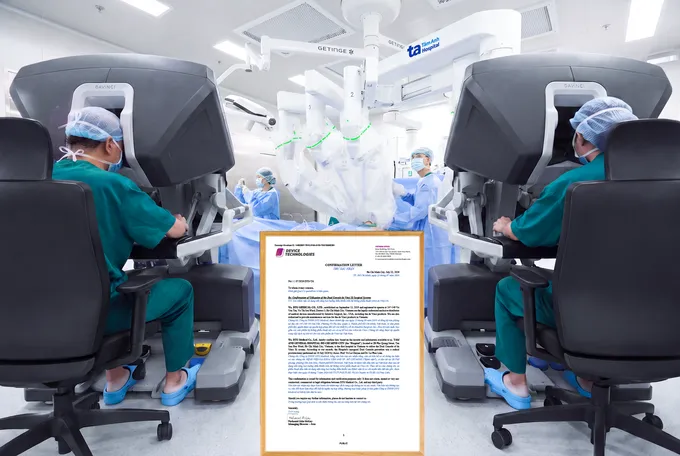 Hai bác sĩ điều khiển hai robot cùng lúc: Bước ngoặt trong phẫu thuật ung thư