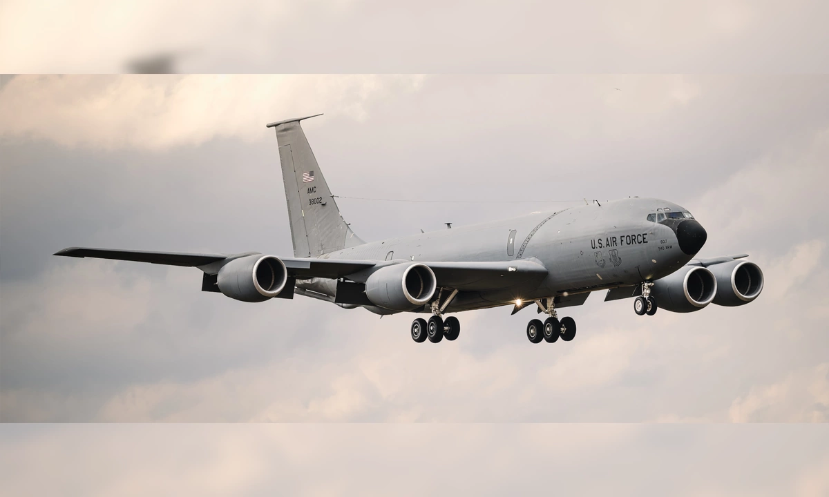 Không quân Mỹ ‘hồi sinh’ KC-135 bằng kỹ thuật ghép đuôi