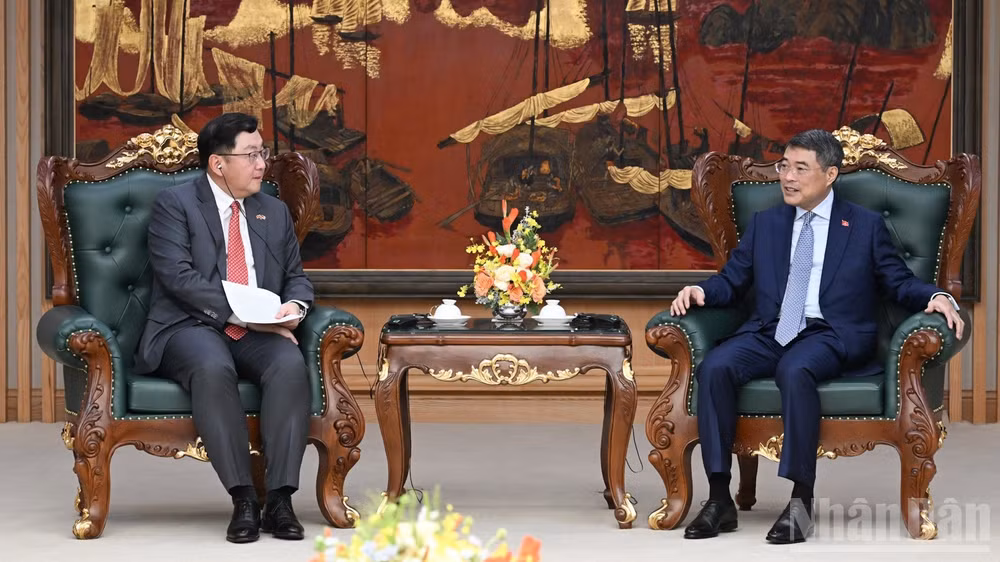 Việt Nam – Malaysia đặt mục tiêu kim ngạch thương mại 20 tỷ USD: Cơ hội và thách thức