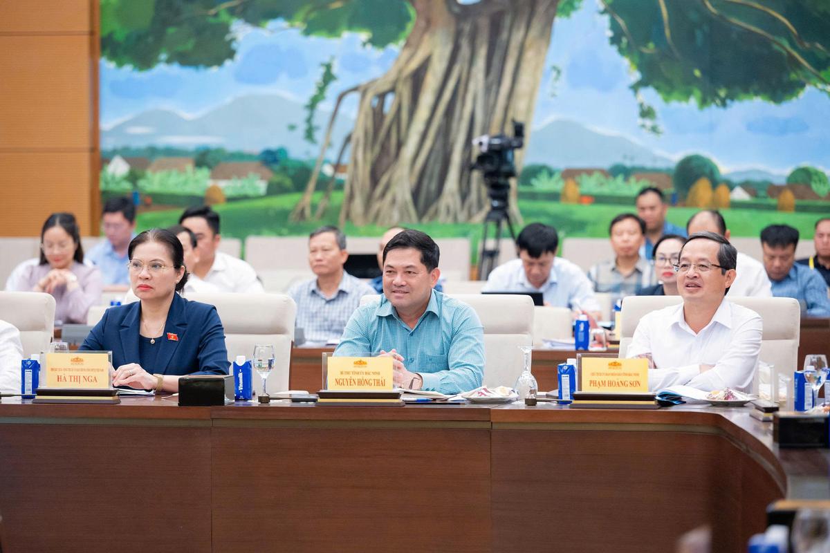 Quảng Ninh và Bắc Ninh sắp thành phố trực thuộc Trung ương: Bước ngoặt hay phép thử?