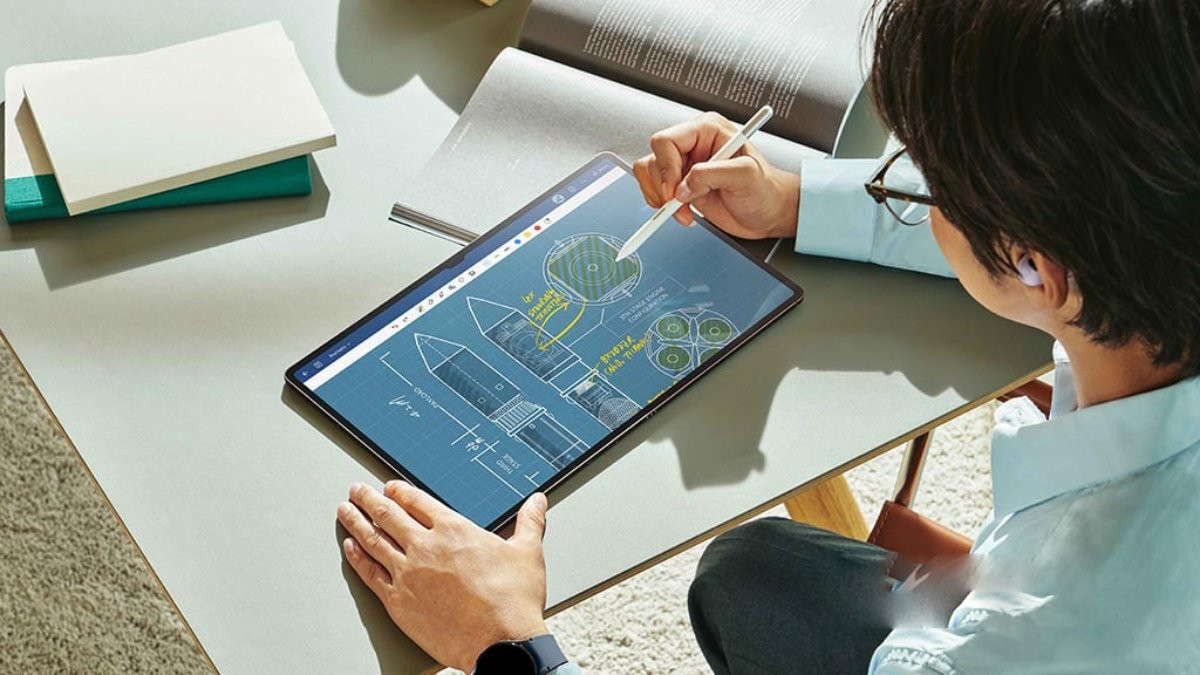 Galaxy Tab S12 Series: chip Dimensity 9500, pin 11.600 mAh và tai thỏ giữ bản sắc