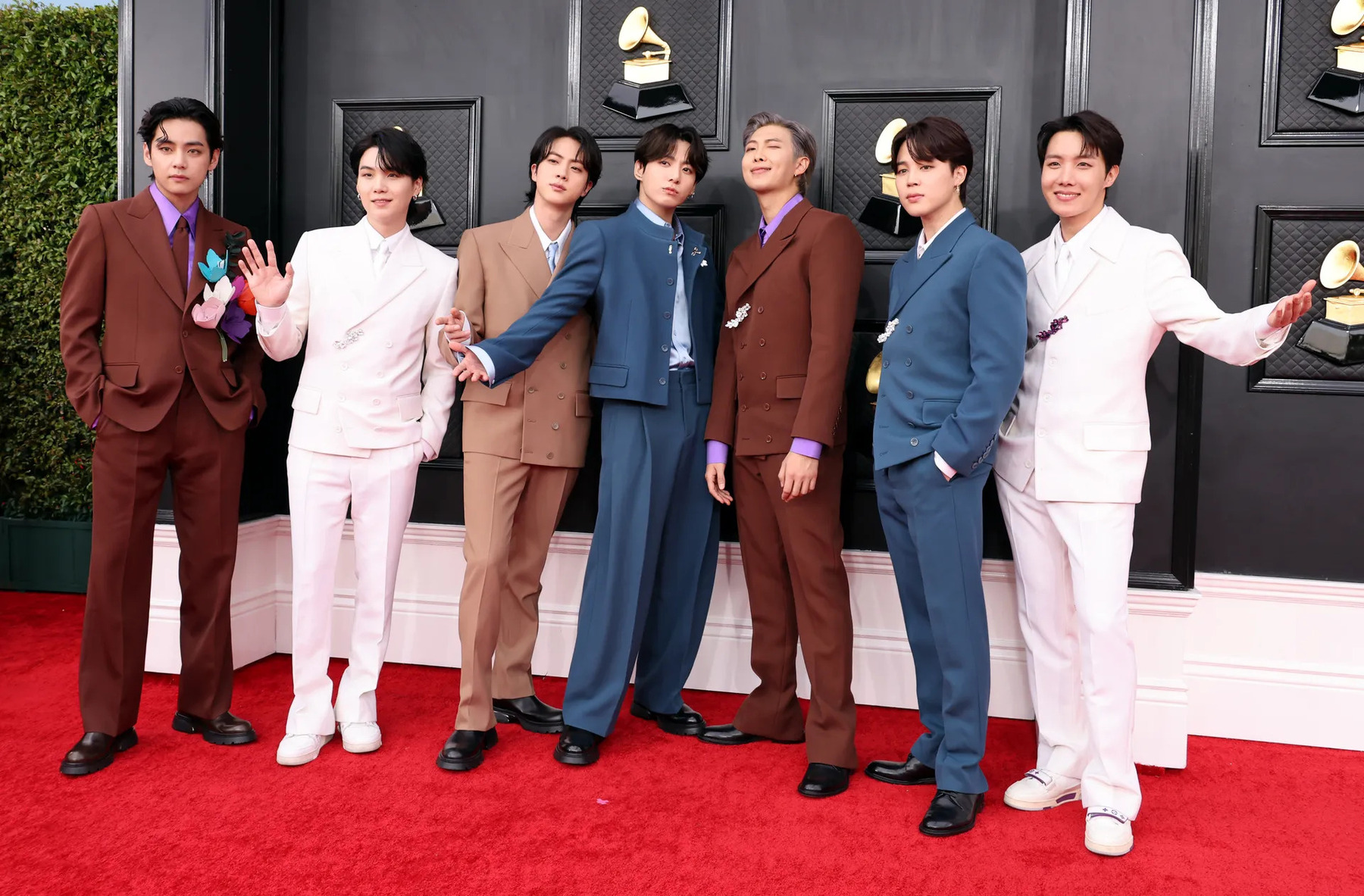 BTS tẩy chay Grammy: Khi K-pop lật lại thế cờ quyền lực âm nhạc