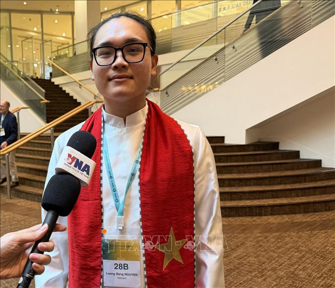 10 học sinh Việt Nam tỏa sáng tại Trại hè Khoa học châu Á: Bài học từ sân chơi quốc tế
