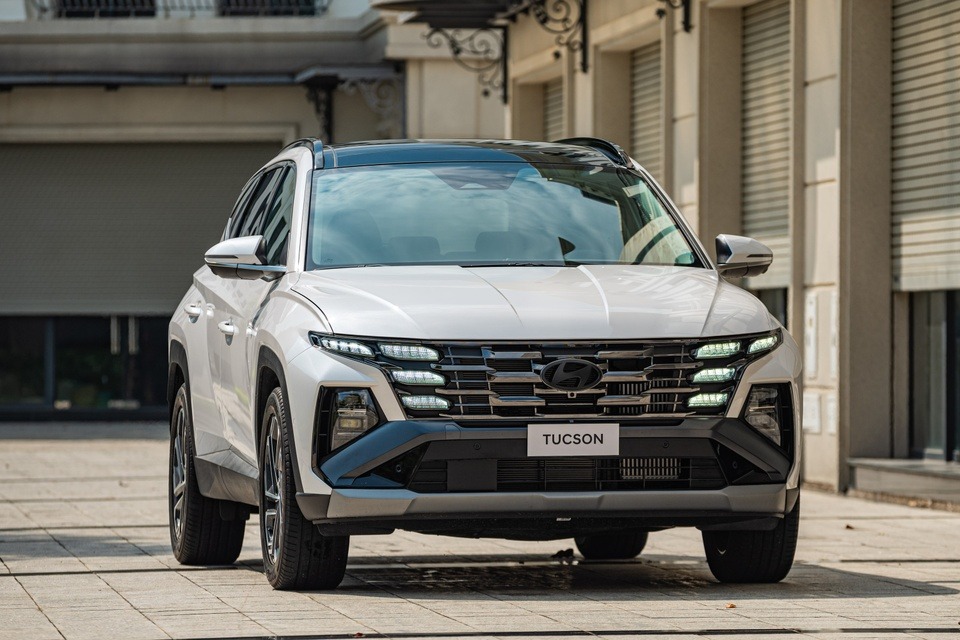 SUV cỡ C giảm giá mạnh tháng 8: có nên xuống tiền?