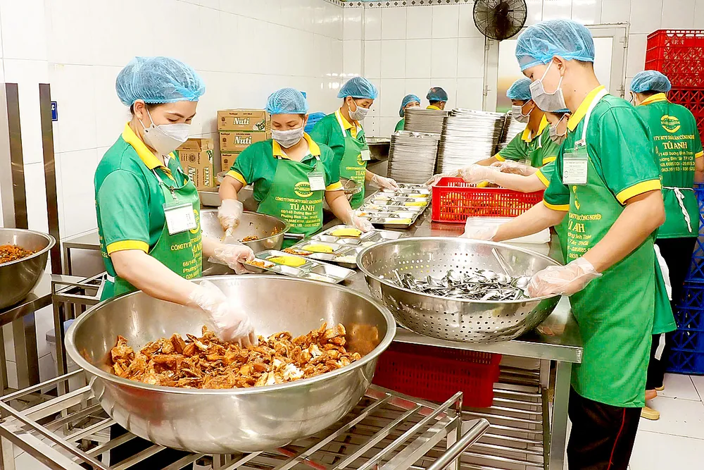 Nền tảng theo dõi bữa ăn học đường: Quyền giám sát từ xa của phụ huynh