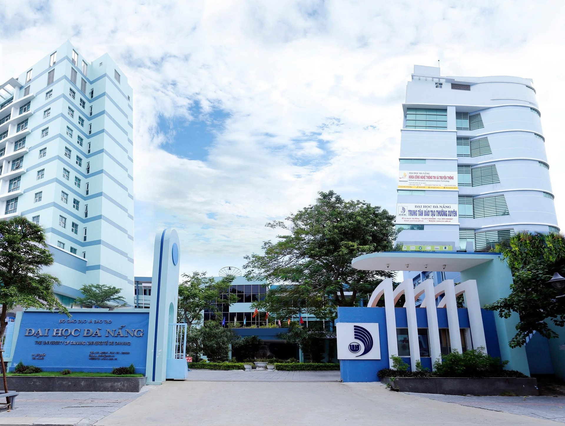 Điểm chuẩn Đại học Đà Nẵng: Ngành nào vượt 26 điểm và thí sinh cần làm gì?