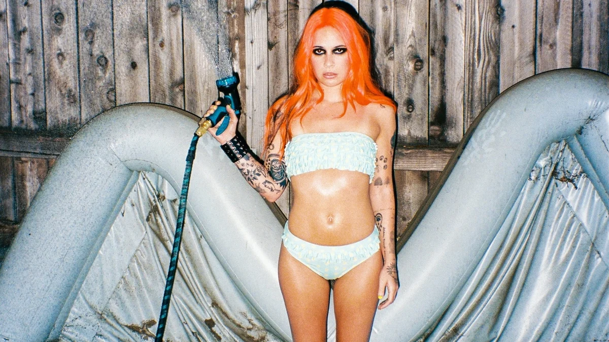 Emerging Pop Artists Are Rewriting the Album Rollout