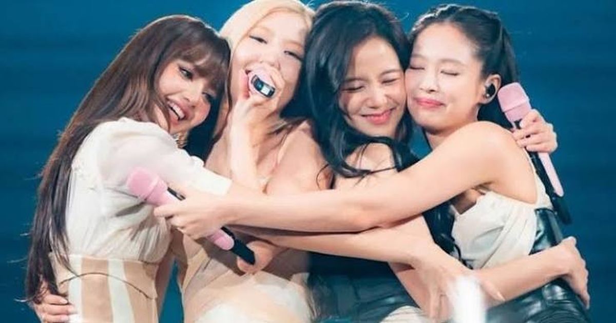 BLACKPINK xin lỗi fan trong livestream: Khi cột mốc 10 năm trở thành bài học về kỳ vọng