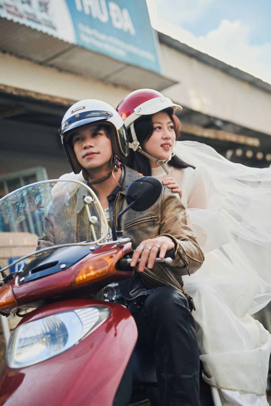 Từ ‘Kho báu’ đến tình ca Y2K: Trọng Hiếu và hành trình hoài niệm thanh xuân