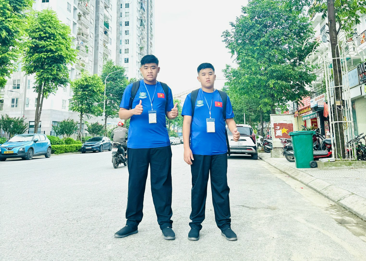 Hai anh em Bắc Ninh đoạt Huy chương Bạc tại Đấu trường Toán học Châu Á