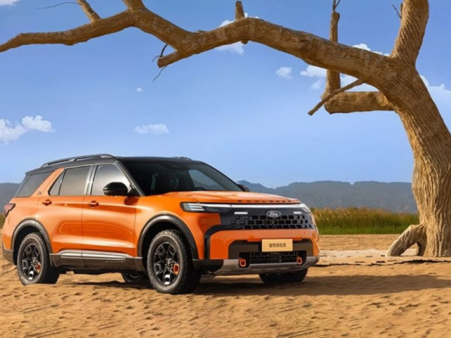 Ford Explorer nâng cấp toàn diện: ba màn hình, BlueCruise và bài toán chọn mua SUV 3 hàng ghế