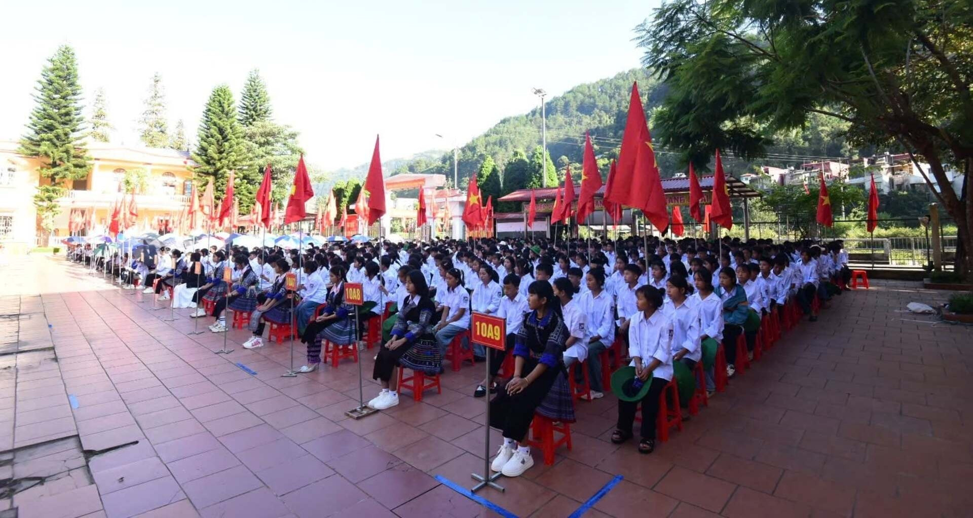 Năm học mới và điểm tựa thiết thực cho học sinh vùng núi