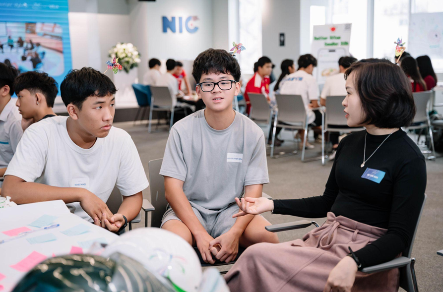 AI trở thành kỹ năng bắt buộc: Bạn sẽ bị bỏ lại nếu không hành động