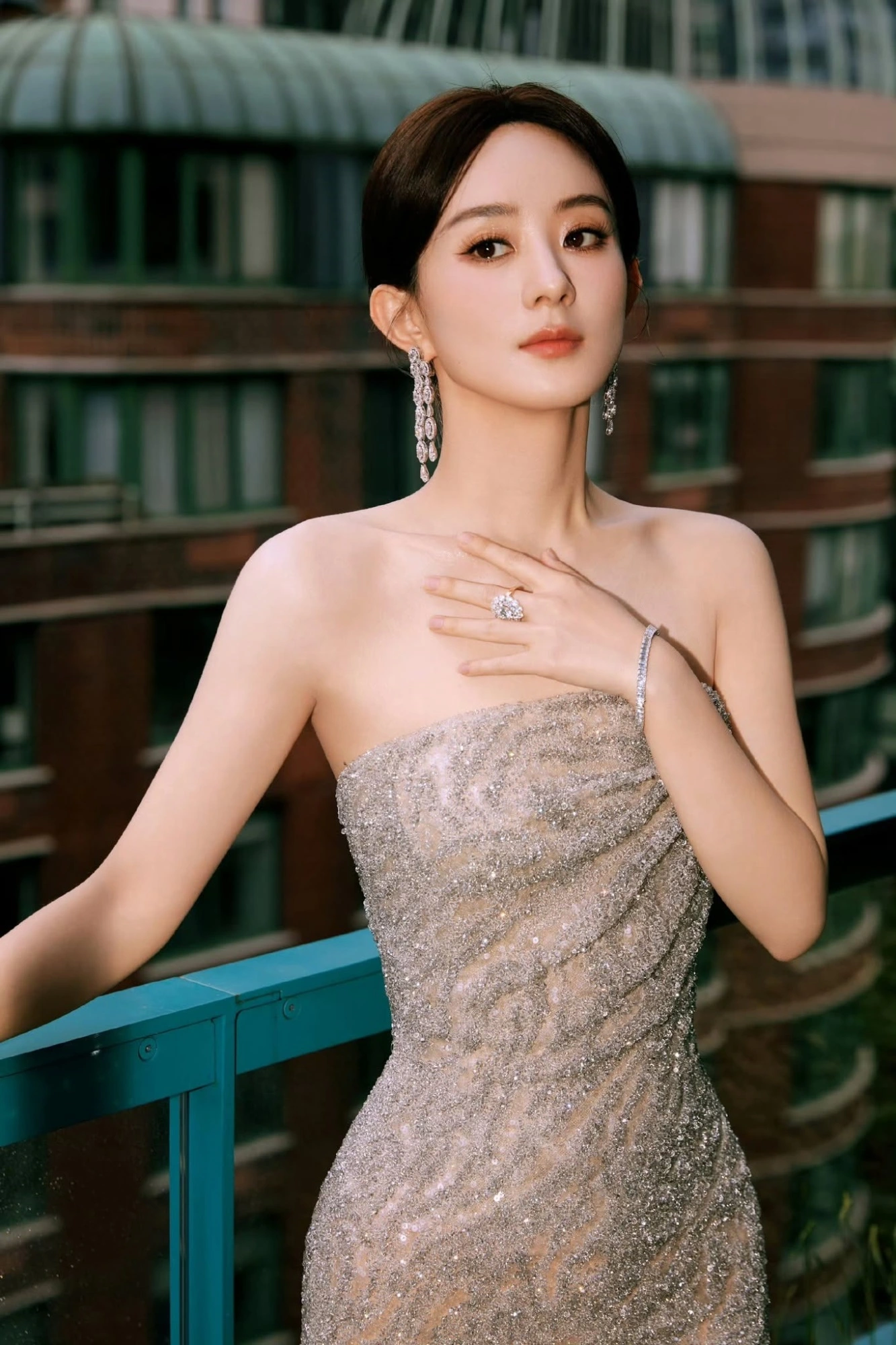 Triệu Lệ Dĩnh, Lưu Diệc Phi, Dương Mịch: Cuộc chiến vị thế tuổi 40