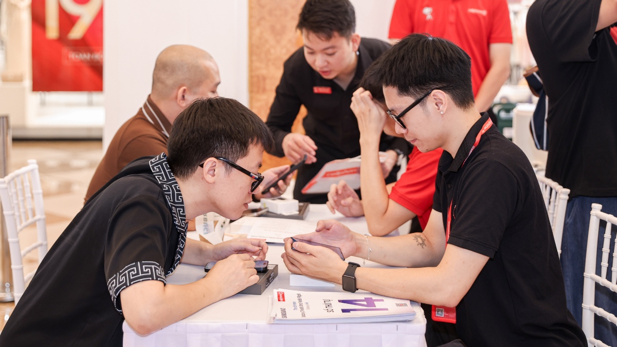 Galaxy Z8 Series mở bán: Có nên xuống tiền ngay?