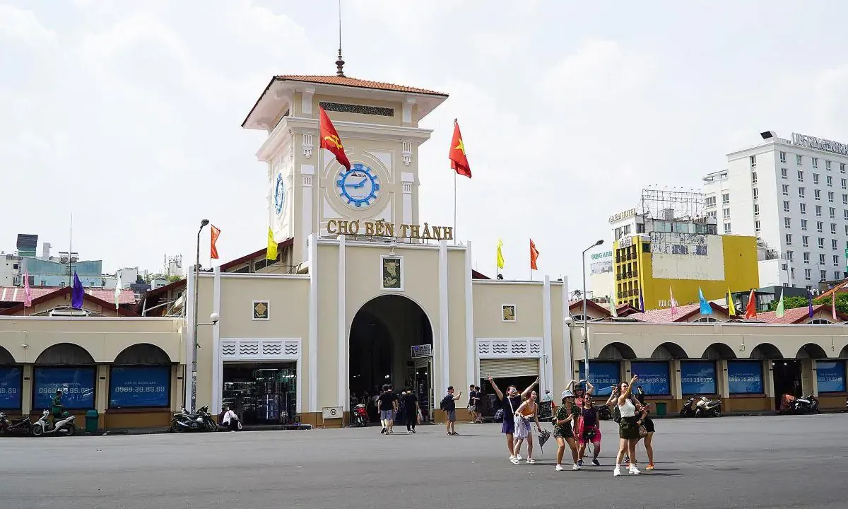 Siêu tổ hợp thương mại ngầm Bến Thành: Cú xoay trục không gian ngầm của trung tâm TP.HCM
