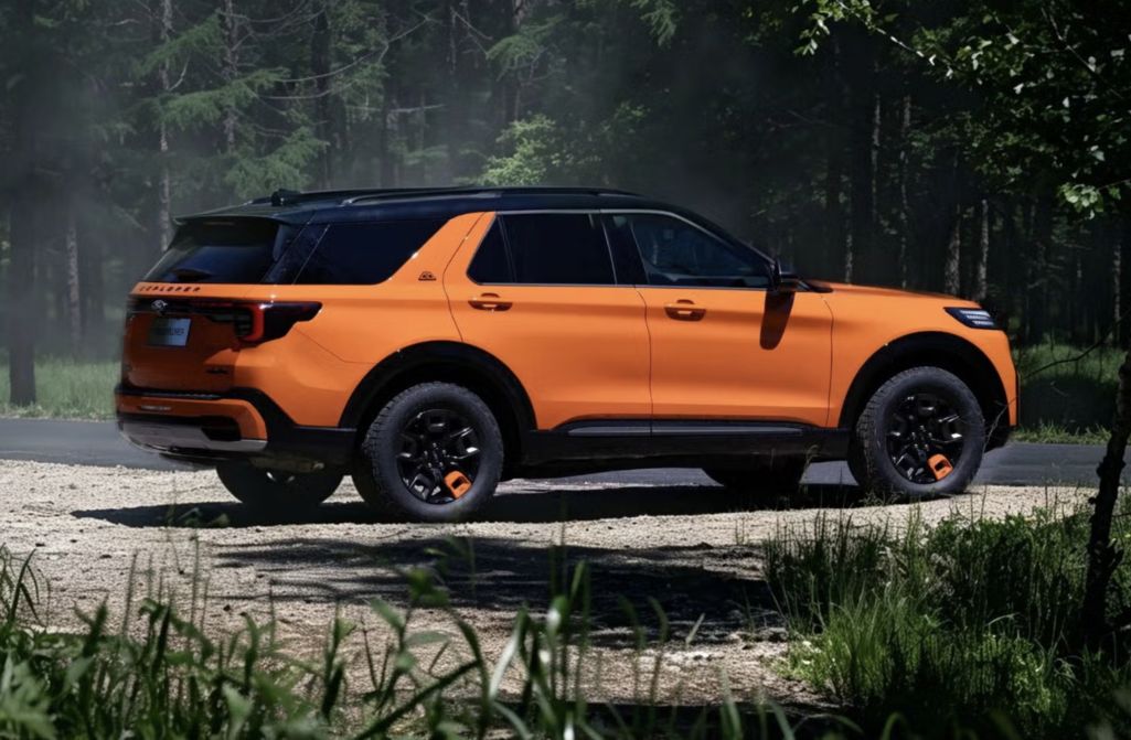 Ford Explorer nâng cấp toàn diện: ba màn hình, BlueCruise và bài toán chọn mua SUV 3 hàng ghế