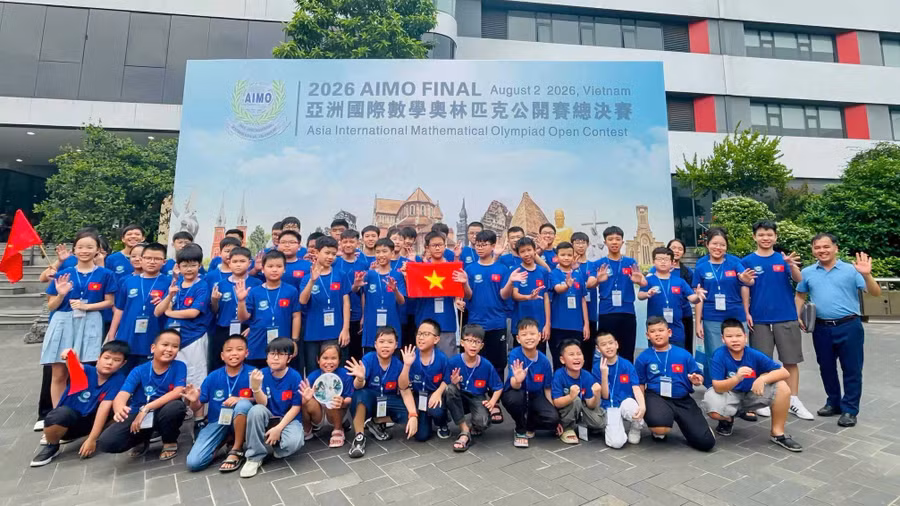 Từ học sinh làng quê đến Huy chương Bạc AIMO