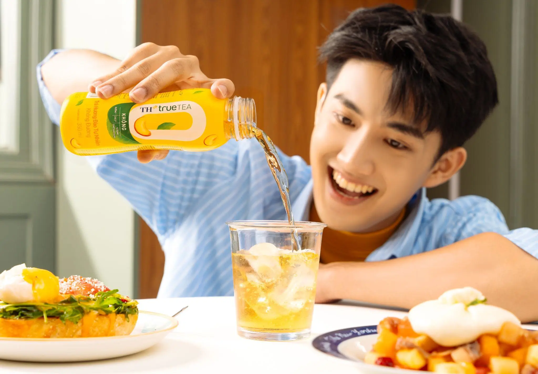 Trà không đường: Thức uống giải nhiệt an toàn cho người trẻ