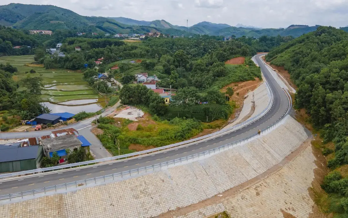 Đường Hồ Chí Minh Thái Nguyên - Tuyên Quang: cú hích mới cho kết nối vùng