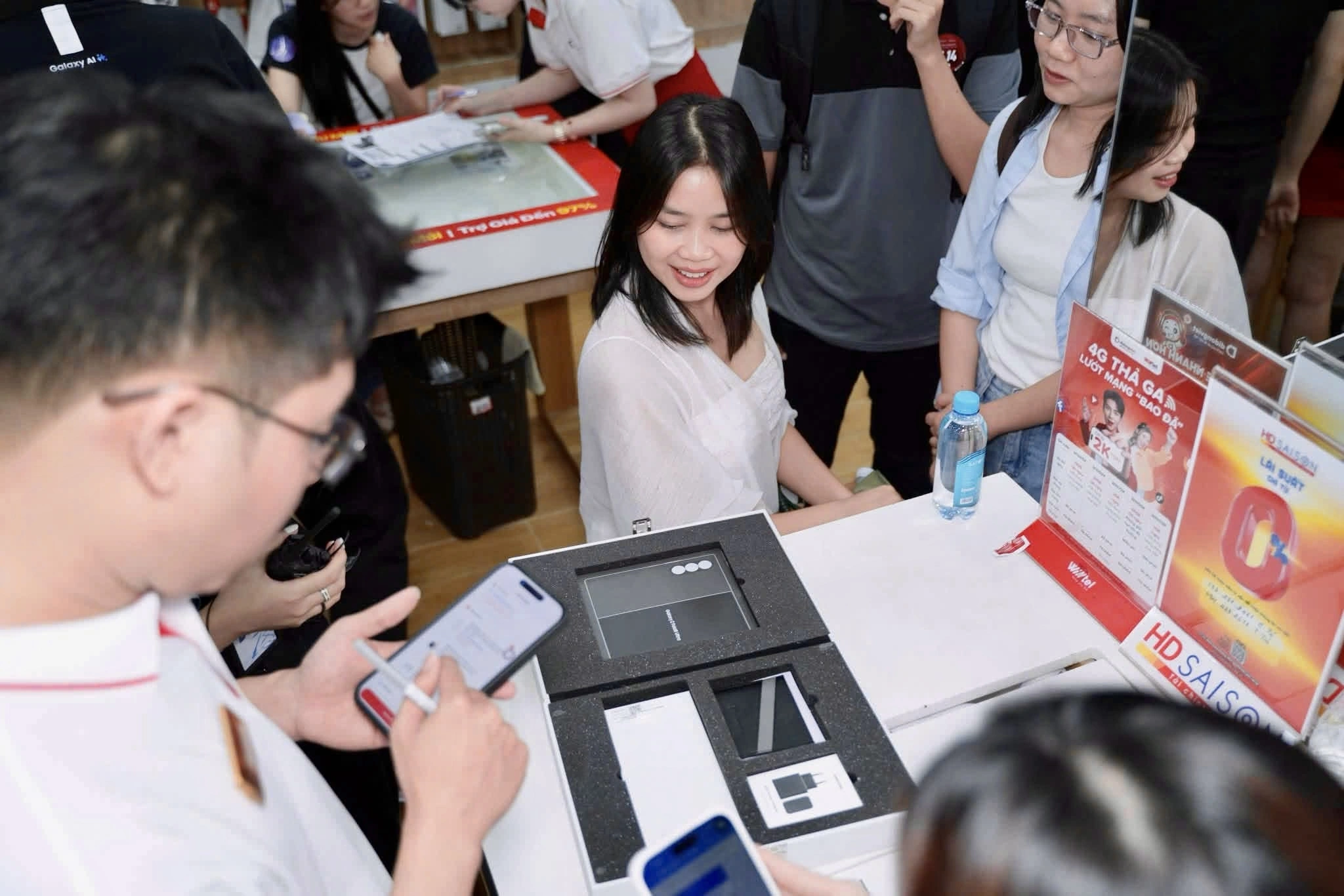Galaxy Z Fold8 giảm tới chục triệu: nên mua ngay hay chờ?