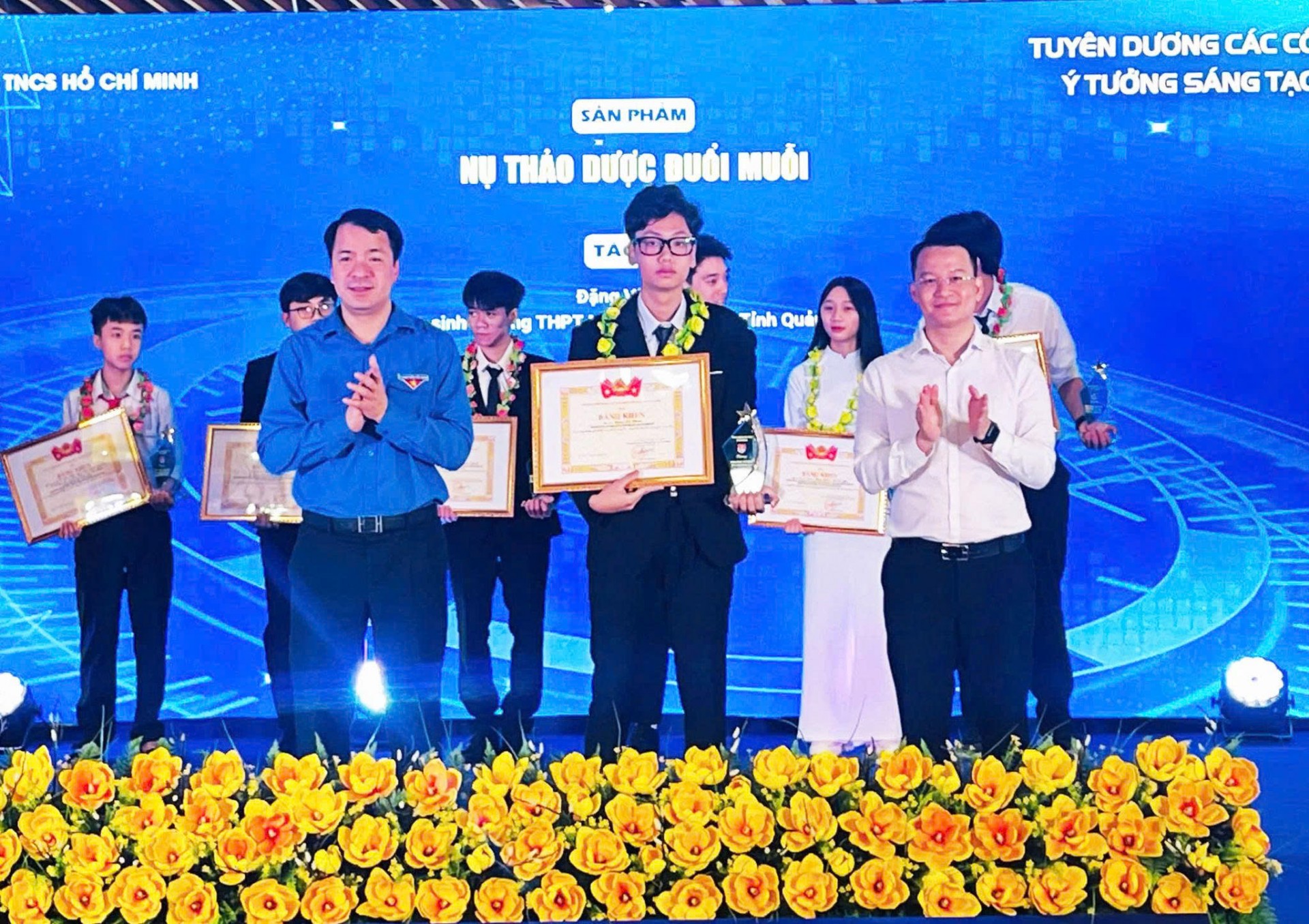 Từ du lịch đến tinh dầu quý: làn sóng khởi nghiệp nông nghiệp dược liệu mới