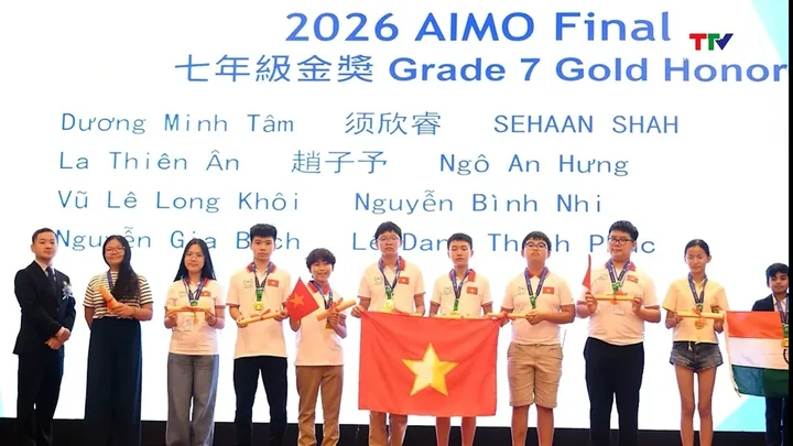 Học sinh Việt Nam giành 205 huy chương AIMO: Cha mẹ cần làm gì để con yêu toán?