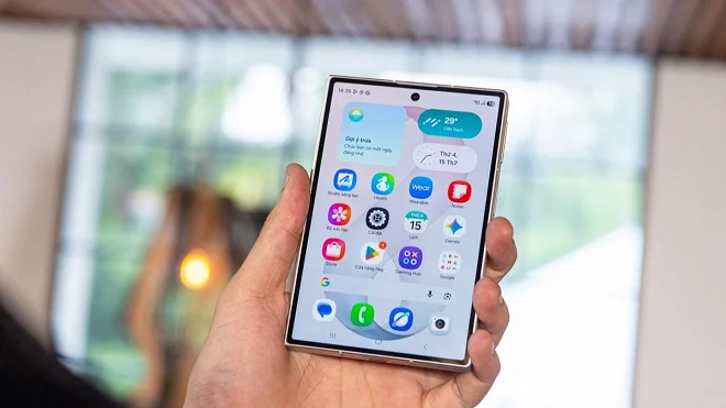 Galaxy Z Fold 8 hay iPhone 17 Pro Max: Chọn máy nào đáng tiền hơn?