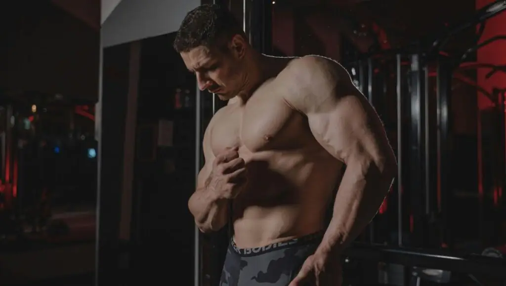 Preacher Curls and Skull Crushers: How to Build Bigger Arms with Isolation Work