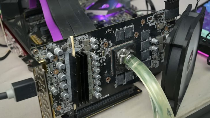 Modder hạ nhiệt GPU xuống 28°C với tản nước direct die táo bạo