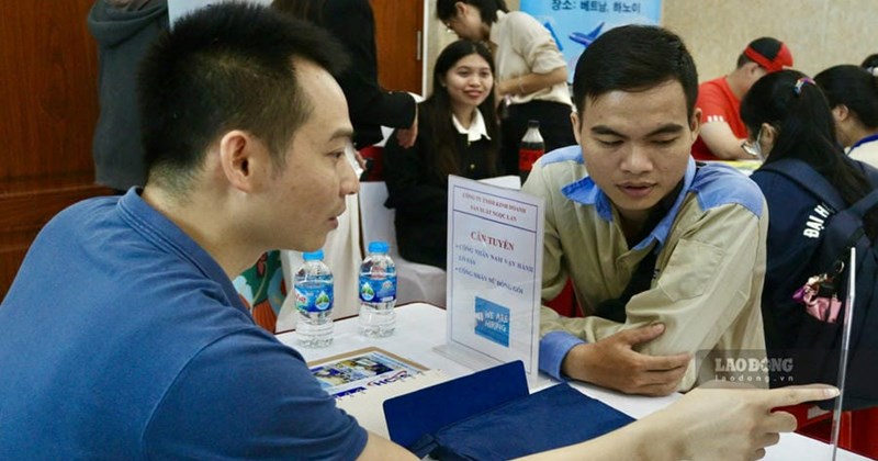 Lao động 40+: Chiến lược học tập mới để không bị AI thay thế