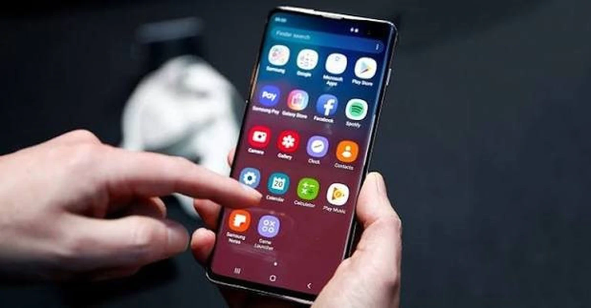Ứng dụng giả mạo chứa mã độc ngân hàng: Đừng để OTP biến mất cùng tiền của bạn